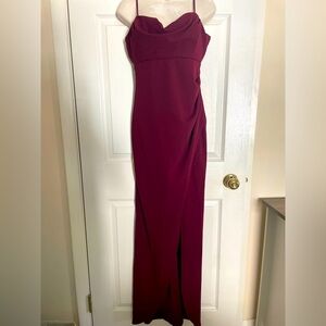 Windsor Formal Wine Colored Long Dress size‎ Medium